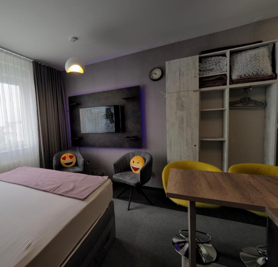 Апартаменты Orion Osijek-Studio Экстерьер фото